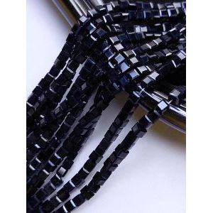 Бусины стеклянные граненые кубы 3 мм