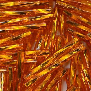 Стеклярус Preciosa длинный 97000 twisted Стеклярус Preciosa длинный 97000 twisted