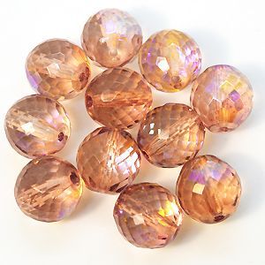 085. Бусины гранёные 12 мм