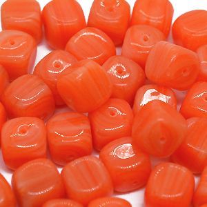 Бусины кубики, оранжевые