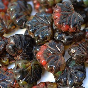 Бусины Maple leaf mix-86800 Бусины Maple leaf mix-86800