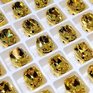 Страз в цапе овал 3022-113Z, Light Topaz