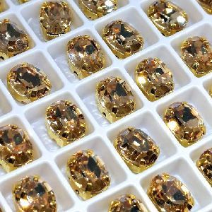 Страз в цапе овал 3022-140Z, Crystal Golden Laght Страз в цапе овал 3022-140Z, Crystal Golden Laght