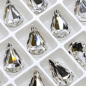 Страз в цапе 3018-101 капля (waterdrop), 13х8 мм, прозрачный Страз в цапе 3018-101 капля (waterdrop), 13х8 мм, прозрачный