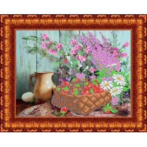 Корзина с клубникой