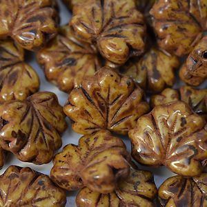 Бусины Maple leaf 13010-86800