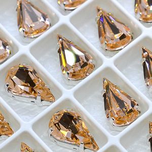 Страз в цапе 3018-106 капля (waterdrop), 13х8 мм, персиковый