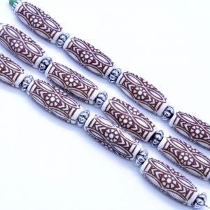Бусины на нити, длинные, коричневые