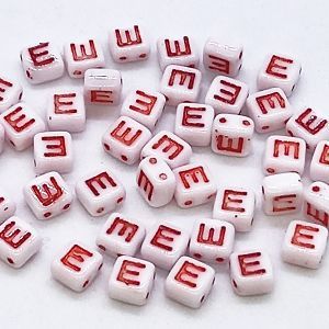 Бусина 2 Holes Square E, цвет красный, 6х6 мм Бусина 2 Holes Square E, цвет красный, 6х6 мм