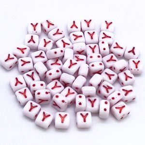 Бусина 2 Holes Square, буква Y, цвет красный, 6х6 мм