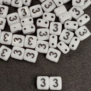 Бусина 2 Holes Square, цифра 3, цвет чёрный, 6х6 мм Бусина 2 Holes Square, цифра 3, цвет чёрный, 6х6 мм