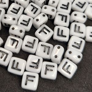 Бусина 2 Holes Square F, цвет чёрный, 6х6 мм Бусина 2 Holes Square F, цвет чёрный, 6х6 мм
