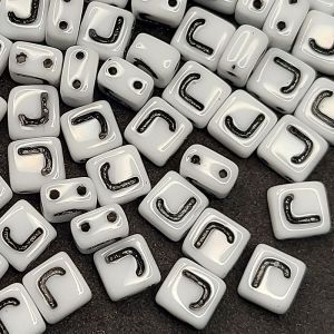 Бусина 2 Holes Square J, цвет чёрный, 6х6 мм Бусина 2 Holes Square J, цвет чёрный, 6х6 мм