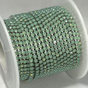 Стразовая цепочка, Green opal, 2 мм, 2,5 мм, 2,8 мм, в серебряном цапе