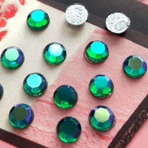 Стразы горячей фиксации Emerald AB, ss16 Стразы горячей фиксации Emerald AB, ss16