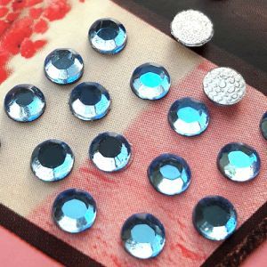 Стразы горячей фиксации Light Sapphire, ss16 Стразы горячей фиксации Light Sapphire, ss16