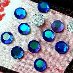 Стразы горячей фиксации Sapphire AB, ss16 Стразы горячей фиксации Sapphire AB, ss16