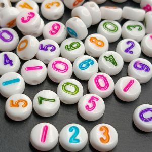Бусины таблетки сцифрами, 7 мм, белые