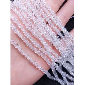 Бусины Трианглы (Triangle beads) на нити, цвет кристалл