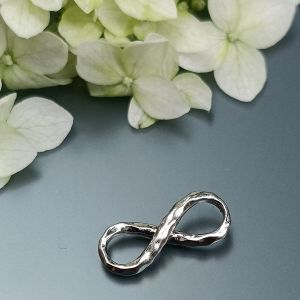 Коннектор Бесконечность, 14,3х5,8 мм, серебро
