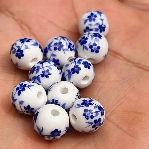 Бусины керамические, круглые, 10 мм, бело-голубые
