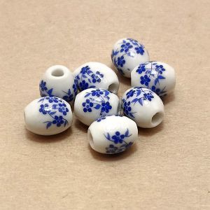 Бусины керамические, овальные, 10х12 мм, бело-синие