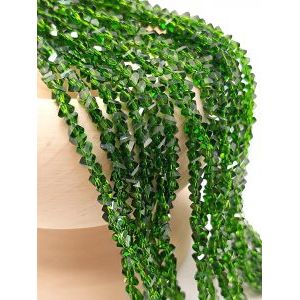 Бусины Трианглы (Triangle beads) на нити 017, зелёный