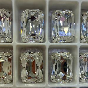 Страз в цапе прямоугольник 3008-101, Crystal, К9