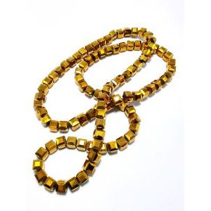 Бусины Кубы (Cube beads) на нити т. золото