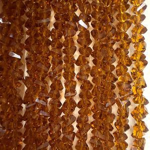 Бусины Трианглы (Triangle beads) на нити, коричневый